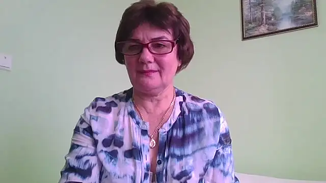 Snapshot of Galina56301 chatting on October 29, 7:32 am Galina56301 online show from October 29, 7:32 am