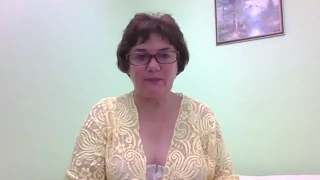 Snapshot of Galina56301 chatting on November 2, 8:22 pm Galina56301 online show from November 2, 8:22 pm