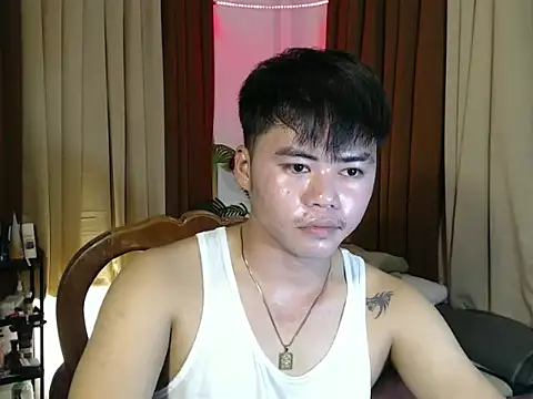 hot emman online show from February 25, 5:06 am