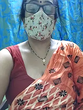 Snapshot of sweet-lotus chatting on April 24, 6:32 pm sweet-lotus online show from April 24, 6:32 pm