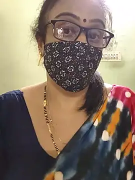 Snapshot of sweet-lotus chatting on June 15, 5:31 am sweet-lotus online show from June 15, 5:31 am