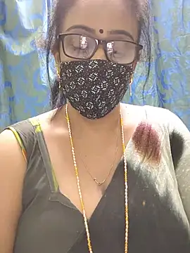 Snapshot of sweet-lotus chatting on July 6, 4:53 pm sweet-lotus online show from July 6, 4:53 pm