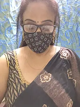 Snapshot of sweet-lotus chatting on July 18, 5:39 pm sweet-lotus online show from July 18, 5:39 pm
