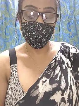 Snapshot of sweet-lotus chatting on July 21, 5:37 pm sweet-lotus online show from July 21, 5:37 pm