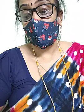 Snapshot of sweet-lotus chatting on July 27, 5:58 am sweet-lotus online show from July 27, 5:58 am