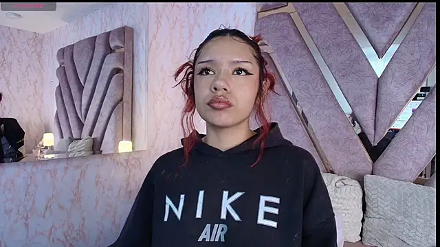 redd pandaa online show from December 23, 2:31 am