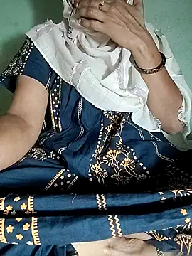 Hotty-Monaa online show from November 24, 4:51 pm