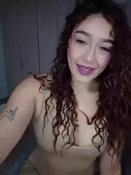 Snapshot of LilithAmber11 chatting on March 4, 6:47 pm LilithAmber11 online show from March 4, 6:47 pm