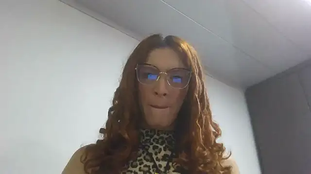 Snapshot of Emma_Lodge chatting on July 8, 1:37 pm Emma Lodge online show from July 8, 1:37 pm