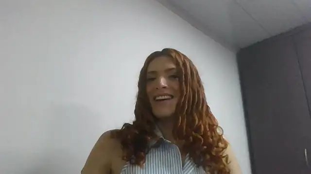 Snapshot of Emma_Lodge chatting on July 14, 1:06 pm Emma Lodge online show from July 14, 1:06 pm