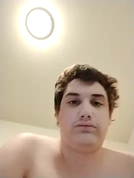 Snapshot of Breyyyyyyyy chatting on October 29, 7:04 pm Breyyyyyyyy online show from October 29, 7:04 pm