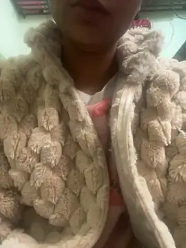 Snapshot of Sandhya_77 chatting on November 12, 5:52 am Sandhya 77 online show from November 12, 5:52 am