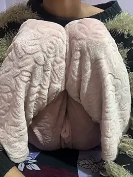 Snapshot of Sandhya_77 chatting on December 21, 5:58 am Sandhya 77 online show from December 21, 5:58 am