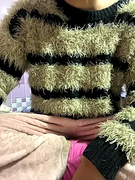 Snapshot of Sandhya_77 chatting on December 23, 6:00 am Sandhya 77 online show from December 23, 6:00 am