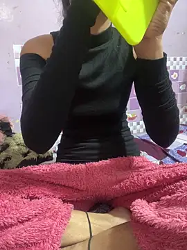 Snapshot of Sandhya_77 chatting on February 9, 6:28 am Sandhya 77 online show from February 9, 6:28 am