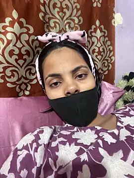 Snapshot of Sandhya_77 chatting on March 4, 6:30 am Sandhya 77 online show from March 4, 6:30 am