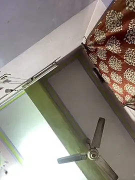 Snapshot of Sandhya_77 chatting on March 5, 6:09 am Sandhya 77 online show from March 5, 6:09 am