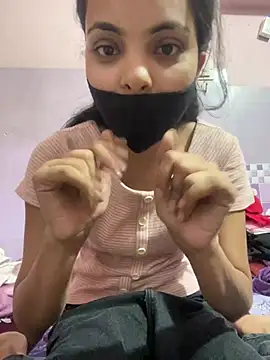 Snapshot of Sandhya_77 chatting on March 30, 5:52 am Sandhya 77 online show from March 30, 5:52 am