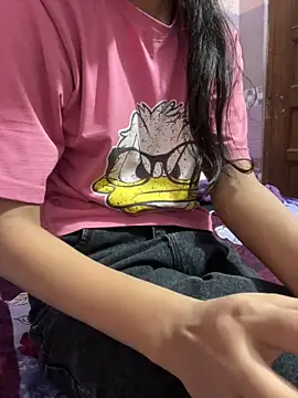 Snapshot of Sandhya_77 chatting on April 1, 4:46 am Sandhya 77 online show from April 1, 4:46 am