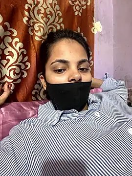 Snapshot of Sandhya_77 chatting on April 14, 5:24 am Sandhya 77 online show from April 14, 5:24 am