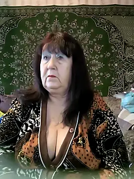 CrystalLime6411 online show from March 18, 10:51 am