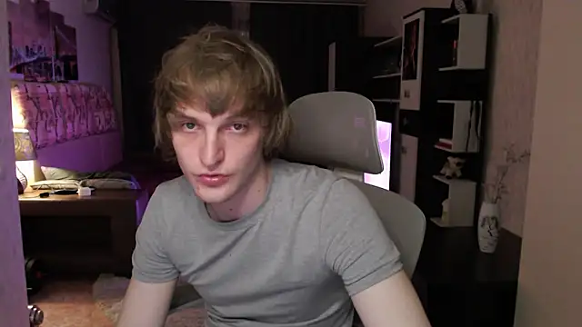 Playersuperstar online show from April 10, 8:35 pm