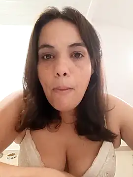 Bellapotencia1985 online show from December 14, 9:25 am