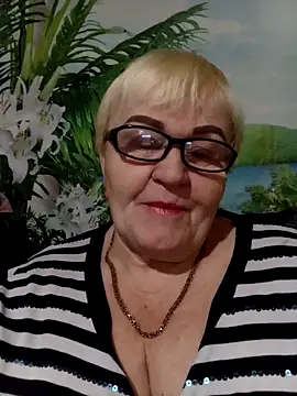 VioletSweet5566 online show from December 16, 8:41 am