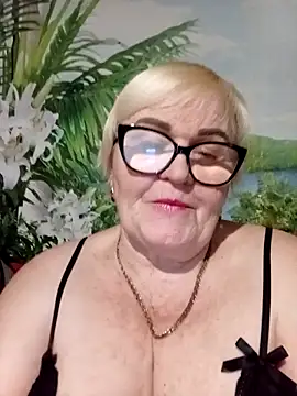 VioletSweet5566 online show from March 19, 5:50 pm