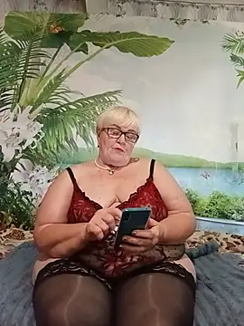 Snapshot of VioletSweet5566 chatting on July 20, 3:58 pm VioletSweet5566 online show from July 20, 3:58 pm