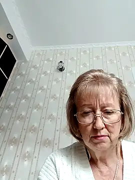 AlikaSwan5821 online show from October 24, 12:23 pm