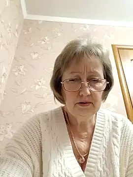 AlikaSwan5821 online show from February 14, 5:10 pm