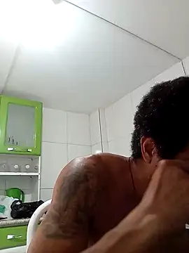 moreno25centimetro online show from December 2, 1:17 pm