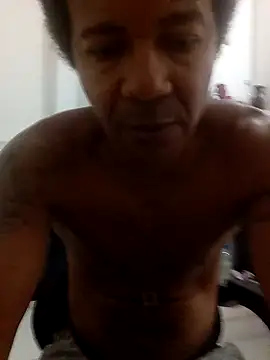 moreno25centimetro online show from January 9, 1:36 pm