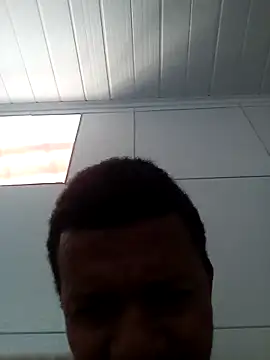 moreno25centimetro online show from April 15, 12:12 pm