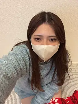 misa mo online show from November 12, 1:22 pm