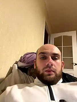 LuckyGirlfriends online show from November 4, 6:18 pm