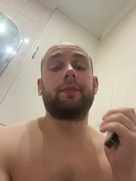 LuckyGirlfriends online show from March 9, 5:00 am