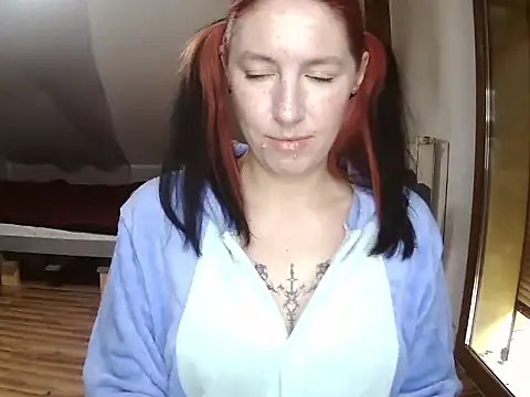 JudyFetish online show from October 29, 7:32 am