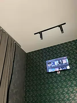 FavoriteKira online show from November 8, 10:08 pm