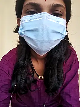 Shivani2002 online show from November 10, 7:51 am