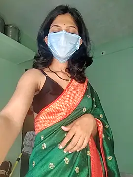 Shivani2002 online show from February 20, 2:41 am