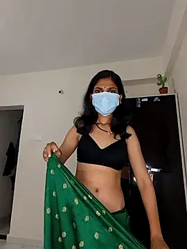 Shivani2002 online show from May 20, 4:46 pm