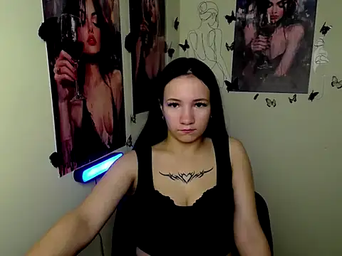 Em7MaA online show from October 14, 5:52 am