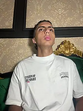 Mister Obsession online show from October 30, 7:14 pm