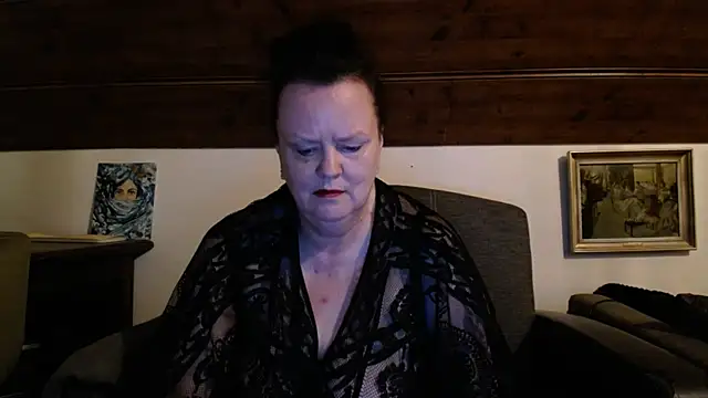 TiffanyMature online show from July 18, 8:12 pm