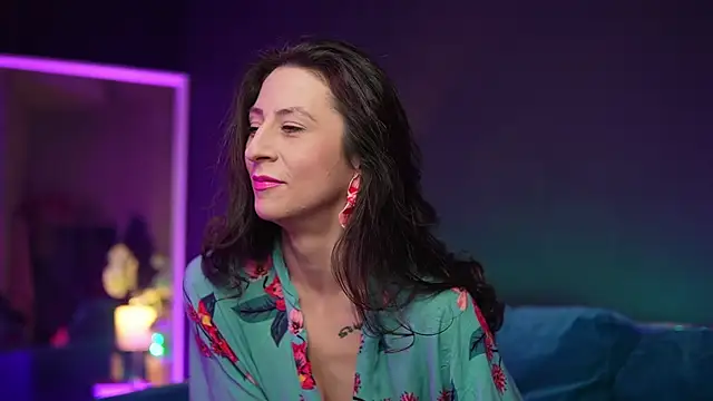 Snapshot of RubyRosa chatting on January 16, 11:42 pm RubyRosa online show from January 16, 11:42 pm