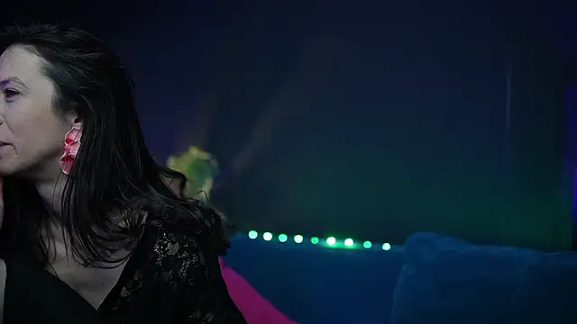 Snapshot of RubyRosa chatting on February 9, 11:09 pm RubyRosa online show from February 9, 11:09 pm