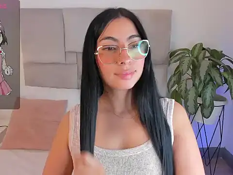 laurenn smith online show from September 9, 1:21 pm