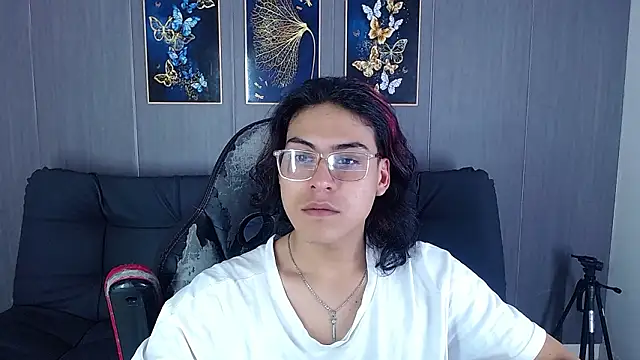 dirty model online show from February 20, 5:46 pm